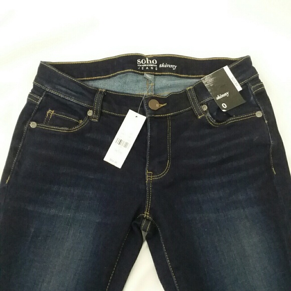 NY & Co. 00 PETITE Soho Skinny Jeans - Picture 3 of 3